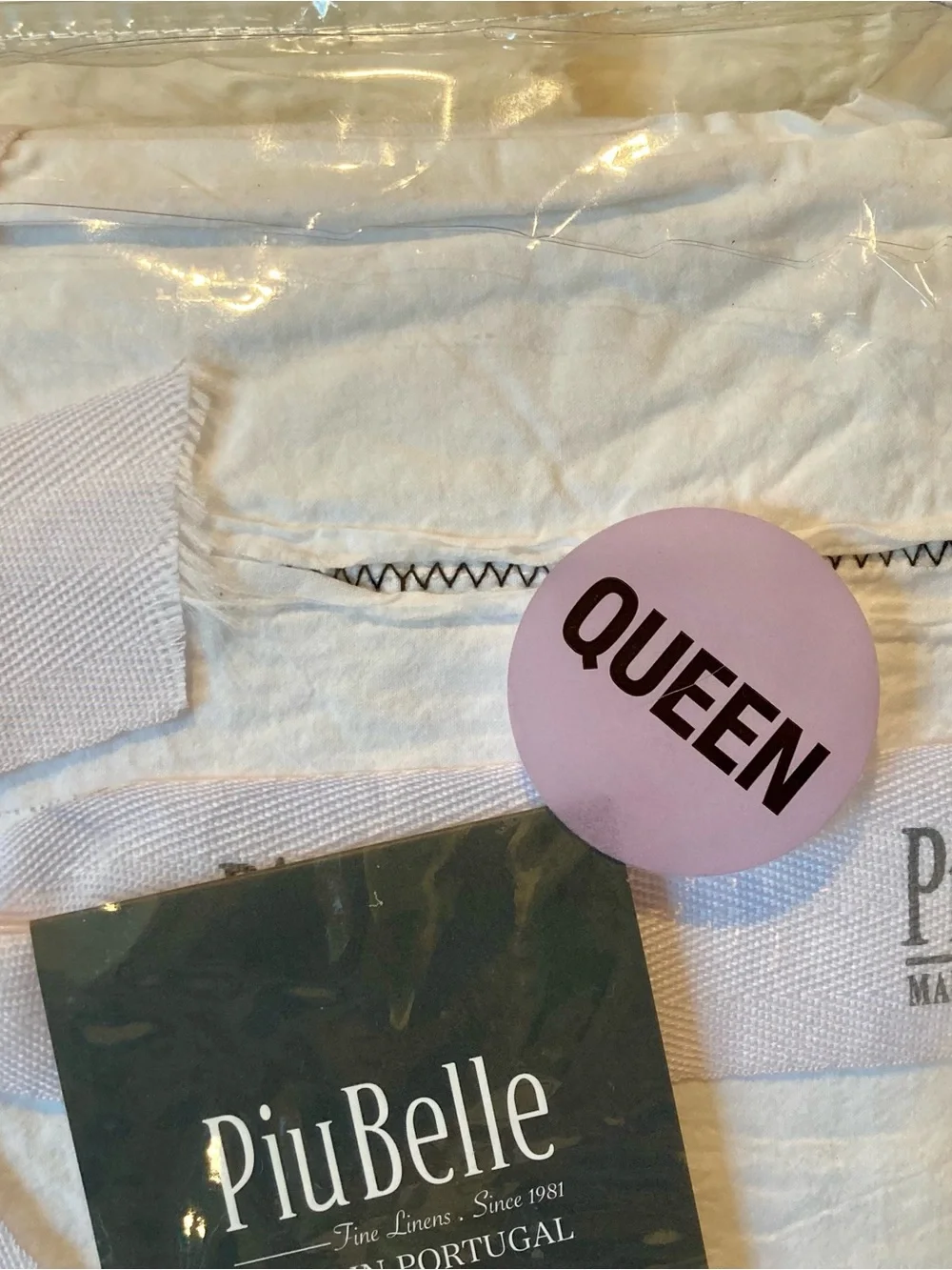 NWT Piu Belle queen four piece crisp white sheet set w/ zigzag black hemstitch